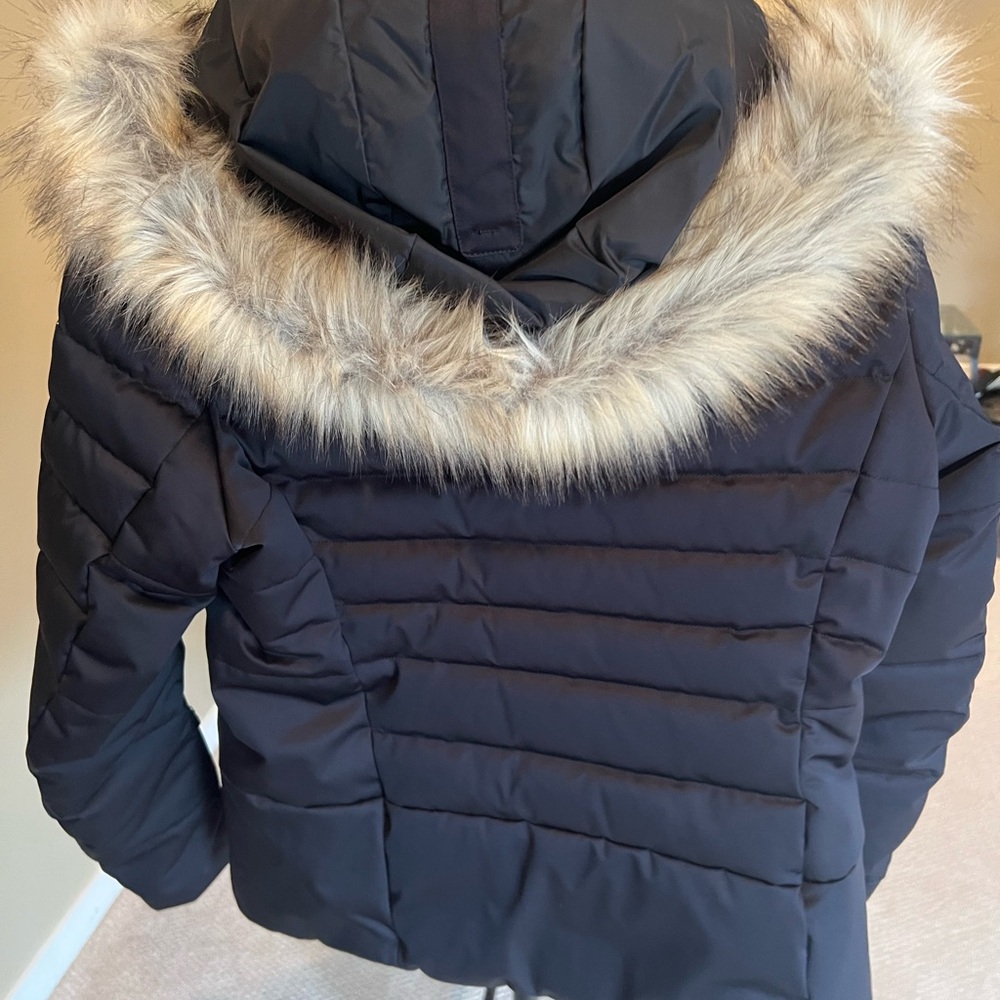 Women's Black Puffer Jacket with Faux Fur Hood - Picture 4 of 5